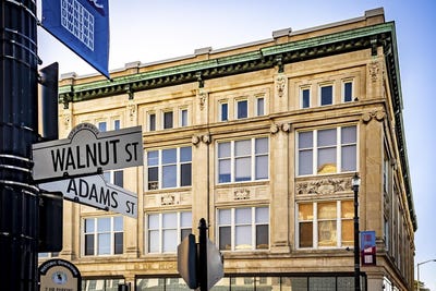 /international/us/301-s-walnut-street-muncie-in-110104431634/