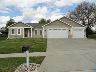 /international/us/525-eagle-ridge-ln-portage-wi-110107714588/
