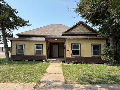 /international/us/202-e-fordyce-avenue-kingsville-tx-110108410850/