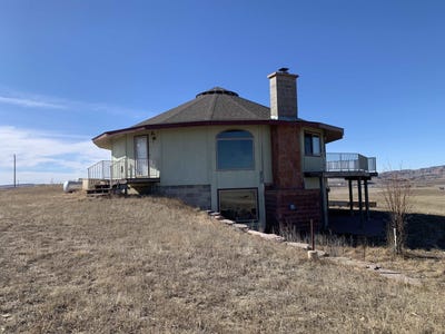 /international/us/13226-e-southshore-drive-hot-springs-sd-110105784384/