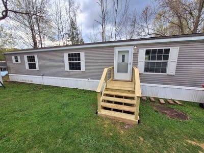 /international/us/278-jourdan-street-hinesburg-vt-110107827973/