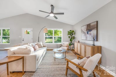 /international/us/1182-crabtree-road-waynesville-nc-110107545084/