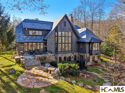 /international/us/146-allison-creek-trail-lot-a4-brevard-nc-110108009862/