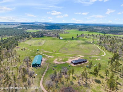 /international/us/140-cow-camp-road-sundance-wy-110085211017/