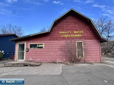 /international/us/73-midway-drive-virginia-mn-110107932958/