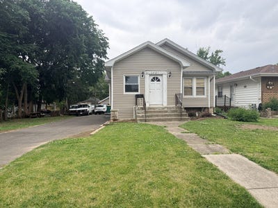 /international/us/1421-frederick-street-joliet-il-110108569568/
