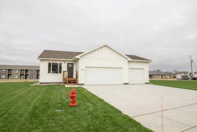 /international/us/1495-jefferson-lane-rock-valley-ia-110106118935/
