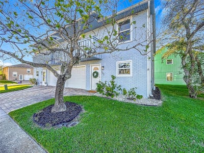 /international/us/742-laurel-bay-circle-new-smyrna-beach-fl-110104483069/