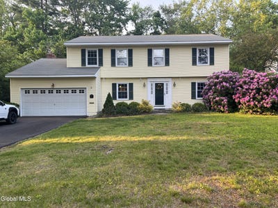 /international/us/33-fairway-avenue-delmar-ny-110108092681/