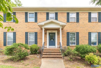 /international/us/8207-bailey-cove-road-se-huntsville-al-110108256697/