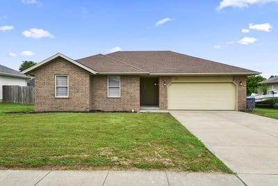 /international/us/734-e-logan-street-rogersville-mo-110108350845/