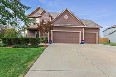 /international/us/18390-butternut-street-gardner-ks-110120044734/