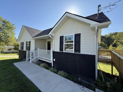 /international/us/21-maple-lane-morehead-ky-110110254368/