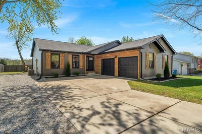 /international/us/219-woodland-drive-edwardsville-il-110099509392/