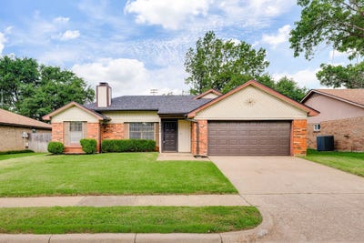 /international/us/3005-richwood-circle-bedford-tx-110109037116/