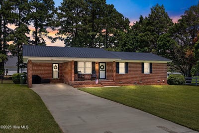 /international/us/407-e-wilson-macclesfield-nc-110100705283/