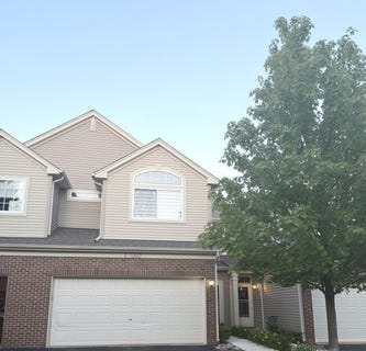 /international/us/17660-s-alta-drive-lockport-il-110109069632/