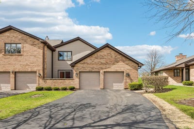 /international/us/1766-pebble-beach-drive-hoffman-estates-il-110107381177/