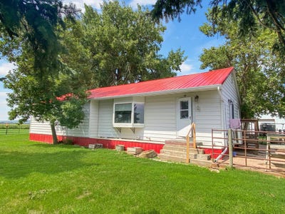 /international/us/35463-county-road-129-sidney-mt-110101432855/?lang=zh-tw