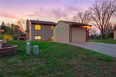 /international/us/7821-rimbley-road-woodbury-mn-110107734107/