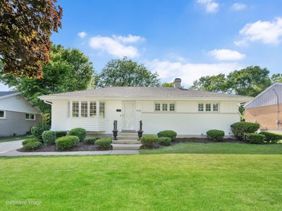 /international/us/808-delles-road-wheaton-il-110108609469/