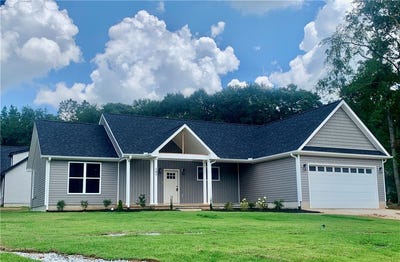 /international/us/105-stephens-stephens-road-pendleton-sc-110101065270/