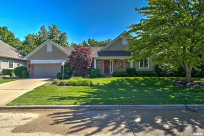 /international/us/2837-n-willowlake-drive-peoria-il-110108889391/