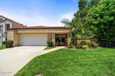 /international/us/6793-pecan-avenue-moorpark-ca-110108773927/