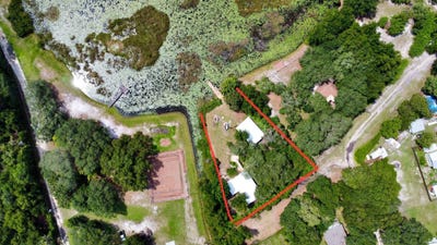 /international/us/23670-ne-154th-place-salt-springs-fl-110102173628/