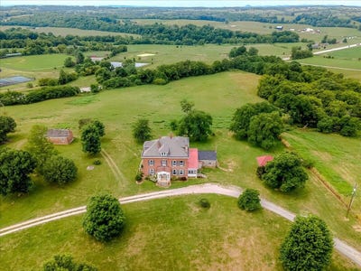 /international/us/2888-bardstown-road-springfield-ky-110093535906/
