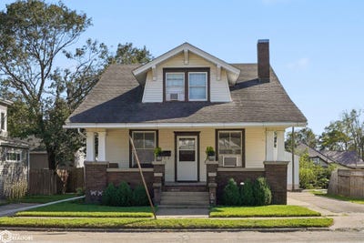 /international/us/204-e-main-street-new-london-ia-110110027863/