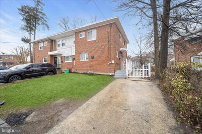 /international/us/3914-essex-ct-temple-hills-md-110106211968/