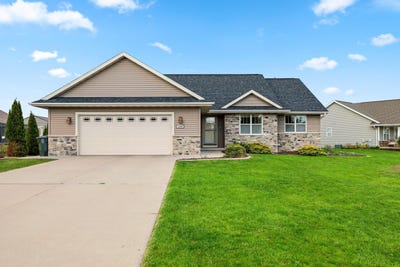 /international/us/2288-glen-meadows-circle-de-pere-wi-110108332340/