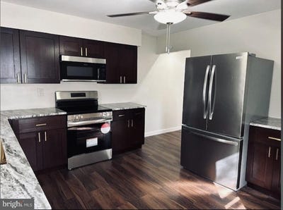 /international/us/74-n-18th-street-harrisburg-pa-110096849149/