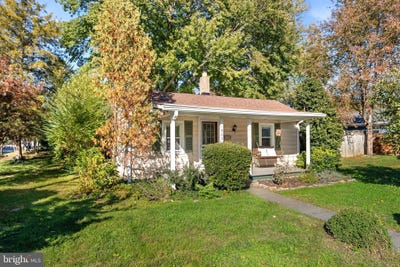 /international/us/602-blue-ridge-avenue-ne-leesburg-va-110120888268/