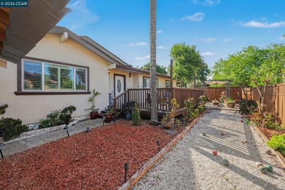 /international/us/2035-sherman-dr-pleasant-hill-ca-110106949972/