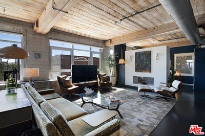 /international/us/530-s-hewitt-st-los-angeles-ca-110106498194/