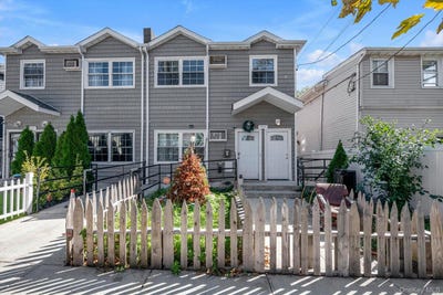 /international/us/2437-beach-channel-drive-far-rockaway-ny-110120533427/