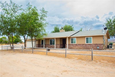 /international/us/6591-sundown-drive-phelan-ca-110102193850/