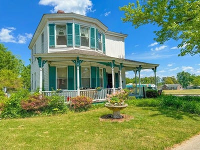 /international/us/115-e-maryland-avenue-crewe-va-110091779472/