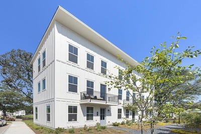 /international/us/496-burroughs-street-se-atlanta-ga-110110349952/