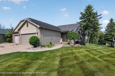 /international/us/4024-sierra-heights-holt-mi-110108167036/