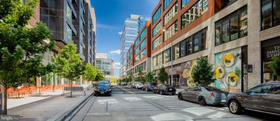 /international/us/1504-lincoln-way-mclean-va-110100332804/