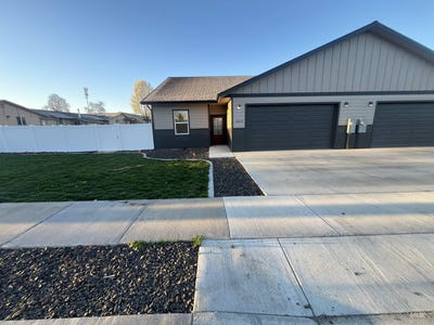 /international/us/606-warner-ave-lewiston-id-110106736787/