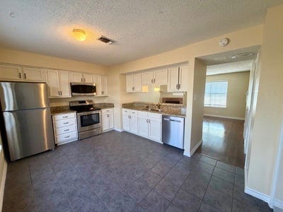 /international/us/716-w-mulberry-street-denton-tx-110106203919/