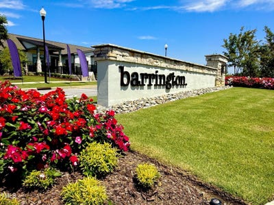 /international/us/553-eversden-drive-zebulon-nc-110094643276/