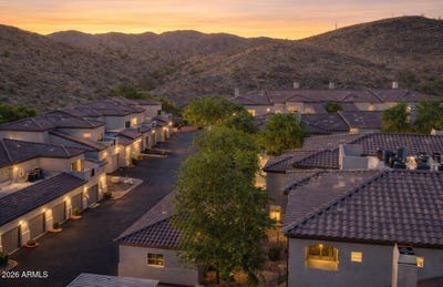 /international/us/3236-e-chandler-boulevard-phoenix-az-110105359147/