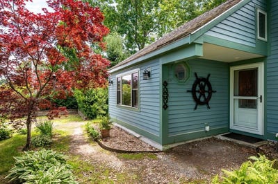 /international/us/25-bonair-avenue-hampton-nh-110109059193/