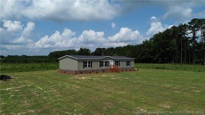 /international/us/866-roberta-road-fairmont-nc-110109478807/