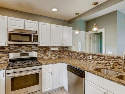 /international/us/3041-30th-avenue-s-minneapolis-mn-110120508747/